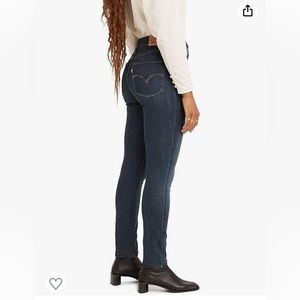Levi’s 721 High Rise Skinny Jeans